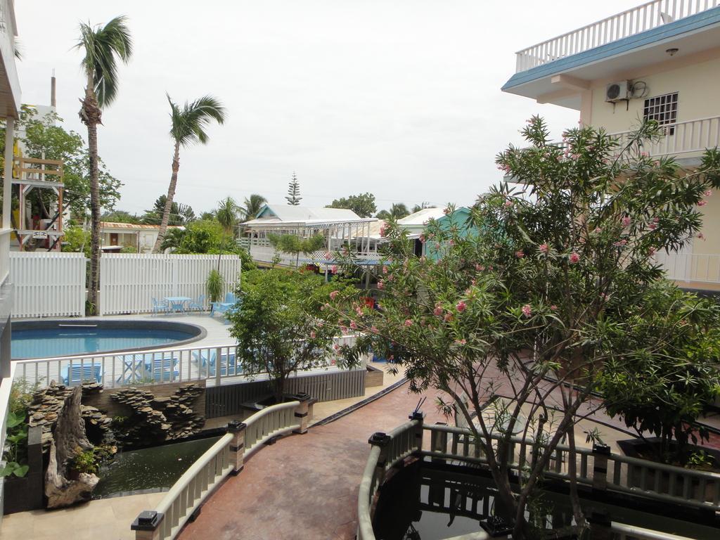 China Town Hotel Caye Caulker Εξωτερικό φωτογραφία